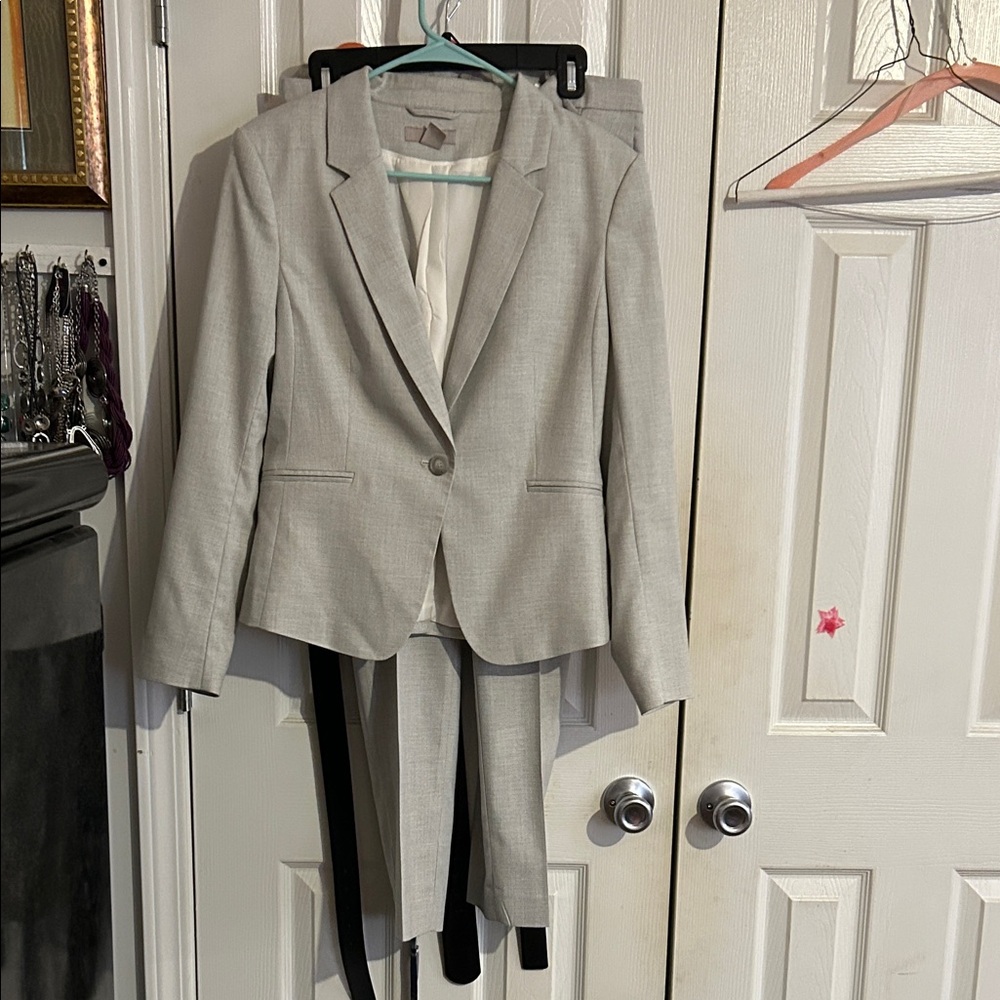 H&M Classic Light Gray Men's Suit
